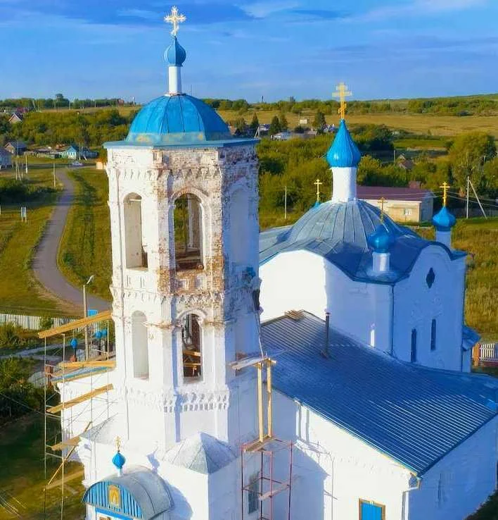 Храм Покрова Божией Матери в Полянках
